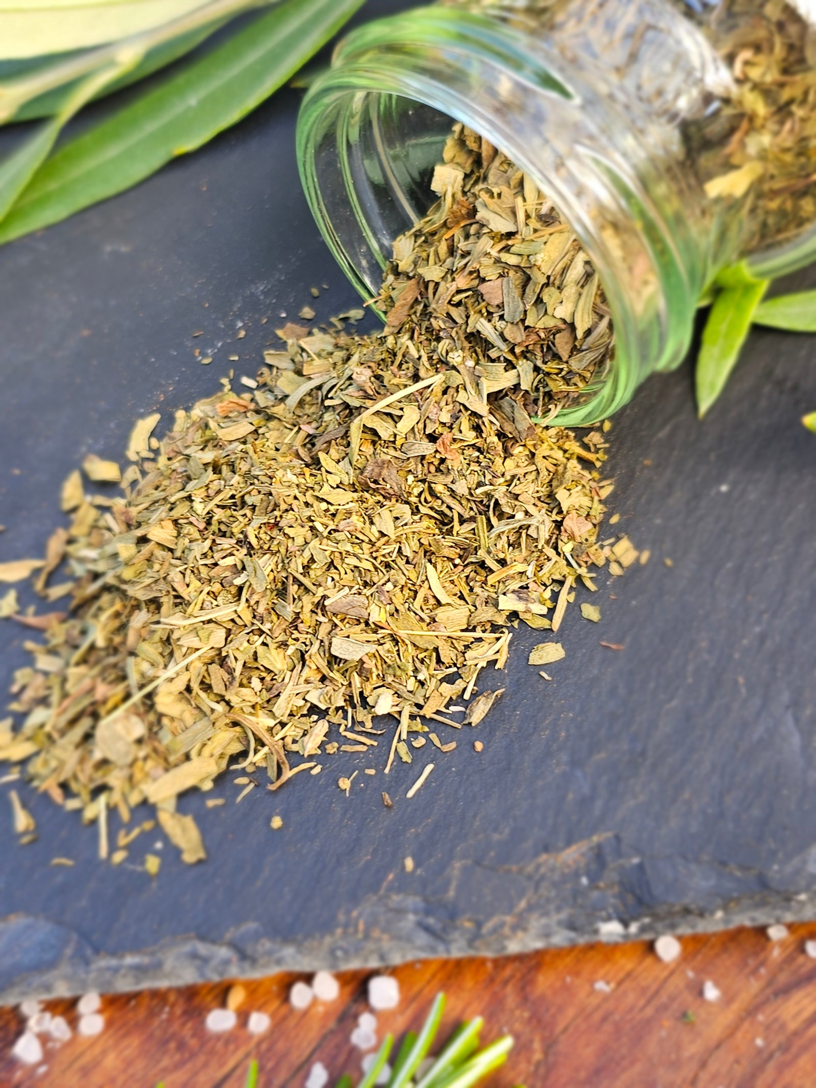 Estragon gerebelt 10g - Berliner-Gewürzhaus-Manufaktur 