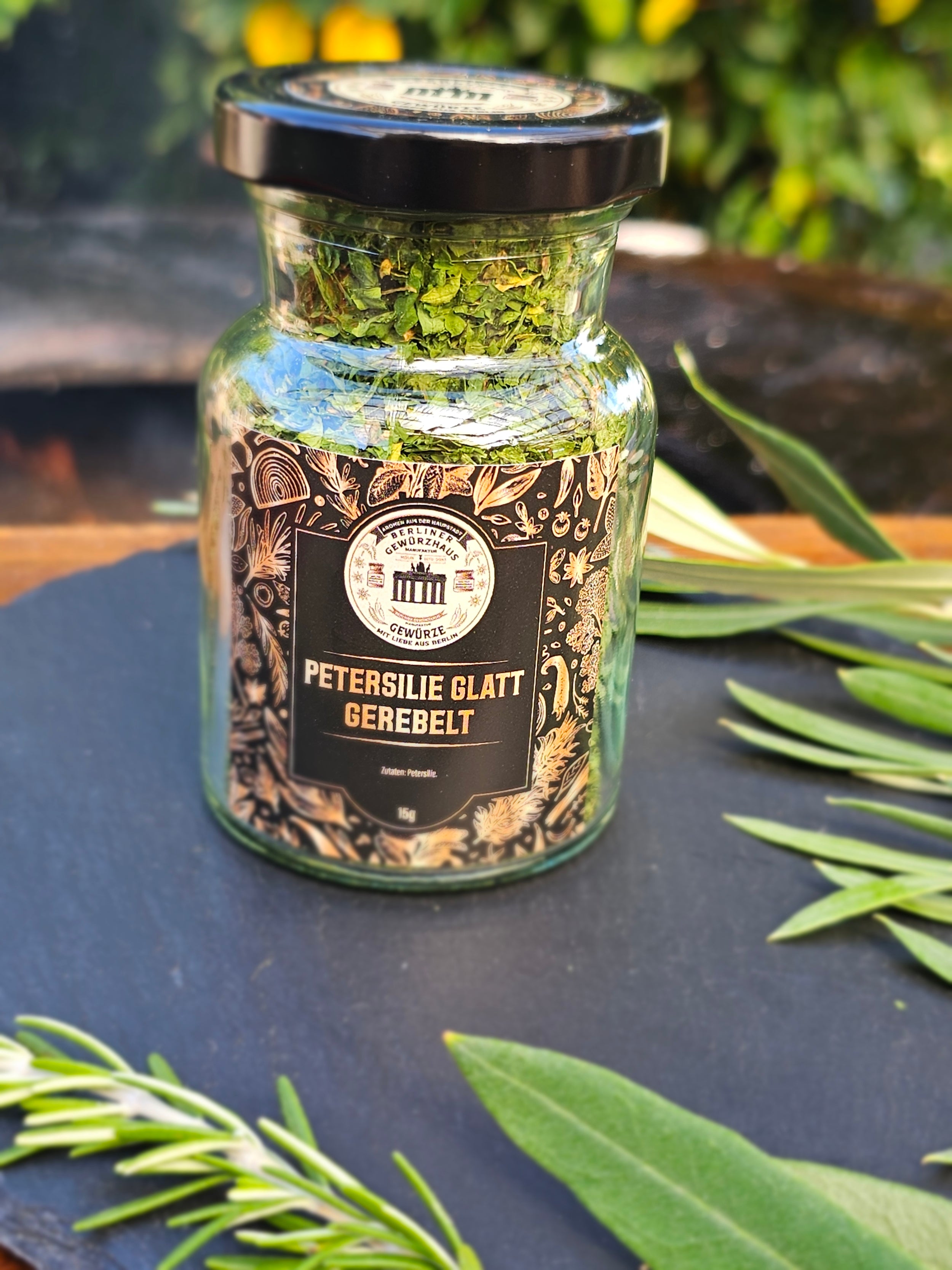 Petersilie glatt gerebelt 15g - Berliner-Gewürzhaus-Manufaktur 