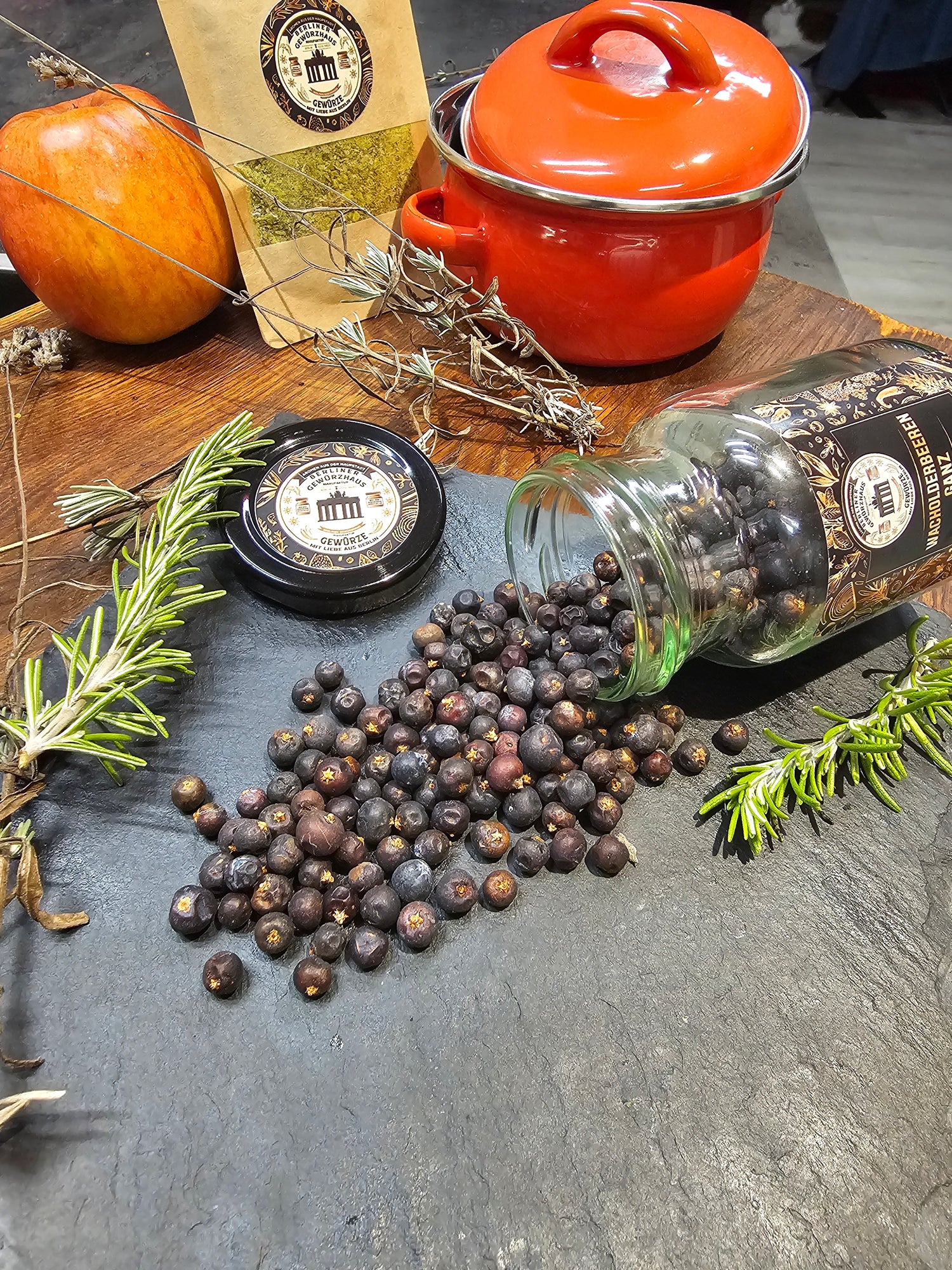 Wacholderbeeren ganz 50g - Berliner-Gewürzhaus-Manufaktur 